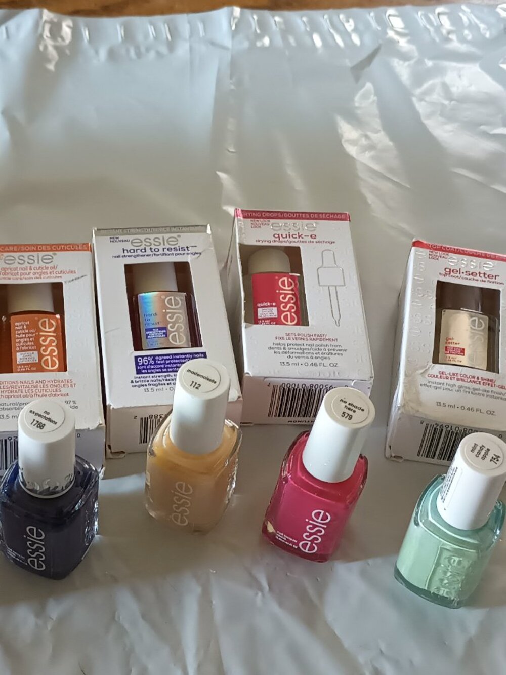 NEW essie Nail Care/Color 10 Piece Lot